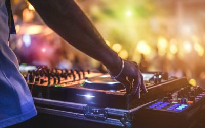 10 Big Mistakes Brides Make With DJ’s